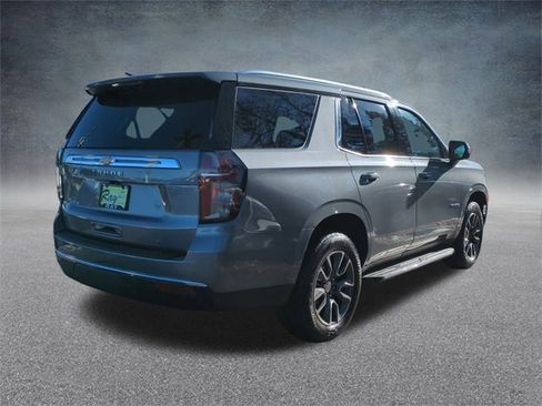 Used 2021 Chevrolet Tahoe LT w/ LT Signature Package image 9