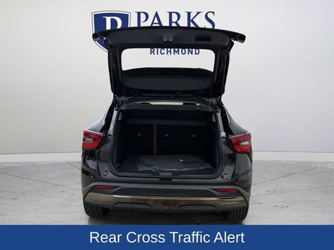 Certified 2026 Chevrolet Trax ACTIV w/ Driver Confidence Package FWD image 19