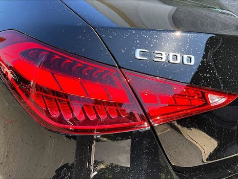 Used 2026 Mercedes-Benz C 300 4MATIC Sedan image 32