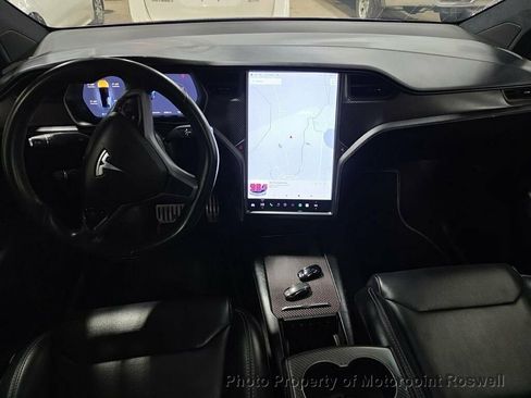 Used 2018 Tesla Model X P100D image 3