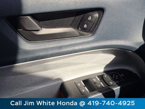 Used 2022 Ford Maverick XLT image 28