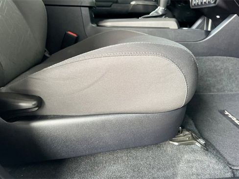 Used 2017 Toyota Tacoma TRD Sport image 22