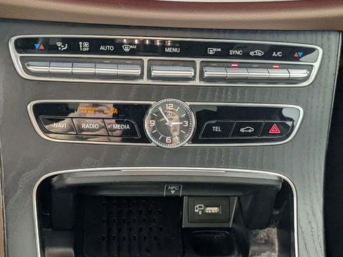 Used 2018 Mercedes-Benz E 300 image 22