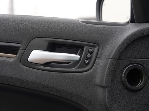 Used 2017 Chrysler 300 S w/ 300S Premium Group 2 w/2_L image 18