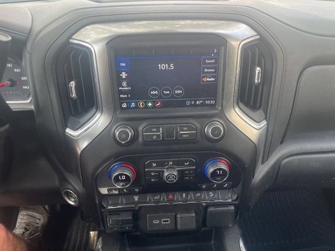 Used 2021 Chevrolet Silverado 3500 LTZ w/ LTZ Convenience Package AWD/4WD image 19