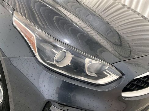 Used 2021 Kia Forte LXS FWD image 8
