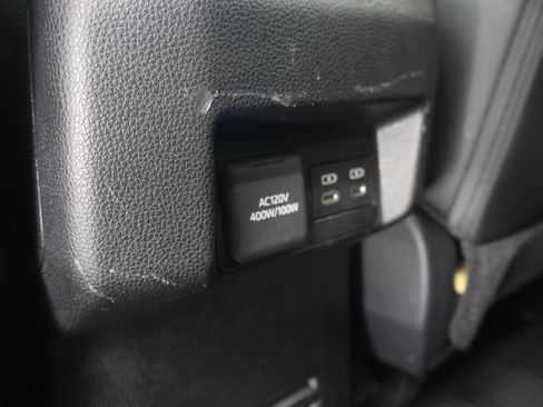 Used 2025 Toyota Tacoma TRD Off-Road w/ TRD Off Road Premium Package AWD/4WD image 52