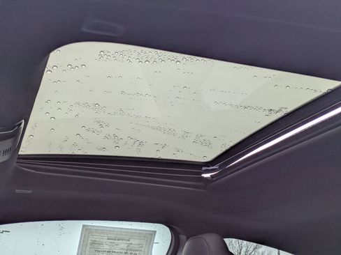 Used 2024 BMW M2 w/ Lighting Package image 15