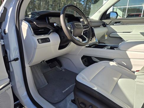 New 2026 GMC Acadia Denali w/ Super Cruise Package image 21