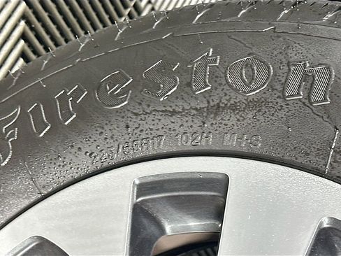 Used 2022 Subaru Outback Premium image 32