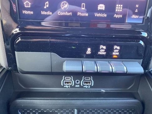 New 2026 RAM 1500 Laramie w/ Night Edition image 29