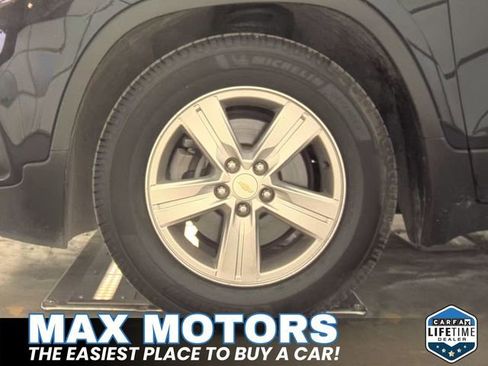 Used 2022 Chevrolet Trax LT w/ Driver Confidence Package AWD/4WD image 8