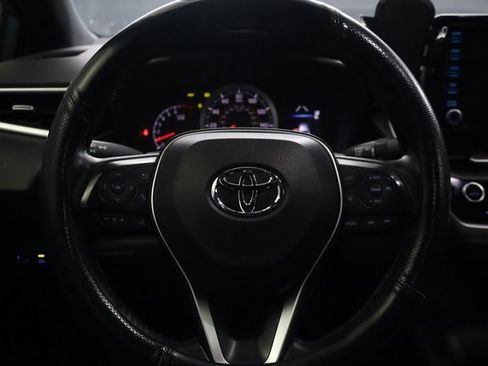 Used 2022 Toyota Corolla SE w/ SE Premium Package image 9