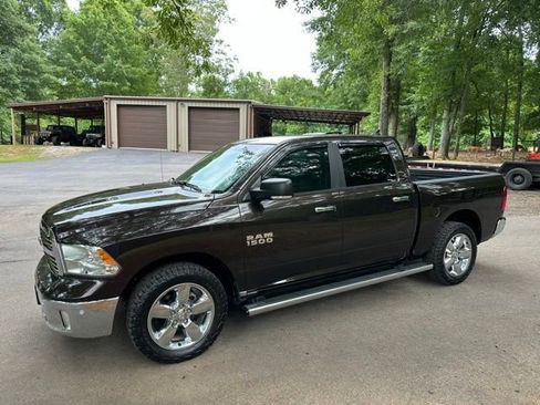 Used 2016 RAM 1500 Big Horn RWD image 4