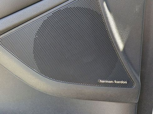 Used 2019 Kia Sorento EX w/ EX Touring Package FWD image 26