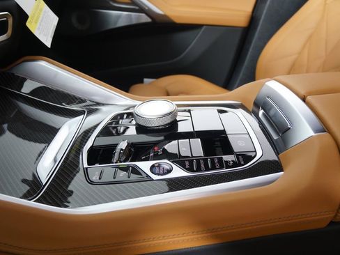 New 2026 BMW X6 M60i image 23