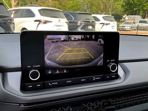 Used 2023 Honda Accord LX image 25