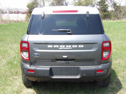 New 2025 Ford Bronco Sport Heritage image 7