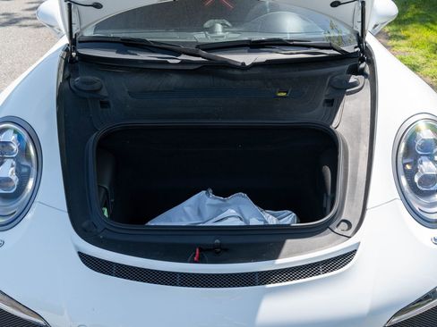 Used 2014 Porsche 911 GT3 RWD image 17