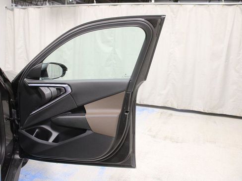 New 2025 BMW X3 xDrive30i w/ Premium Package image 27