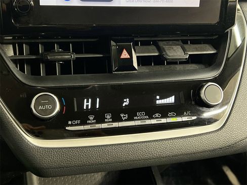 Used 2023 Toyota Corolla LE image 24