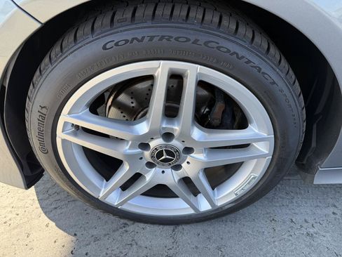 Used 2014 Mercedes-Benz E 350 4MATIC Sport image 48