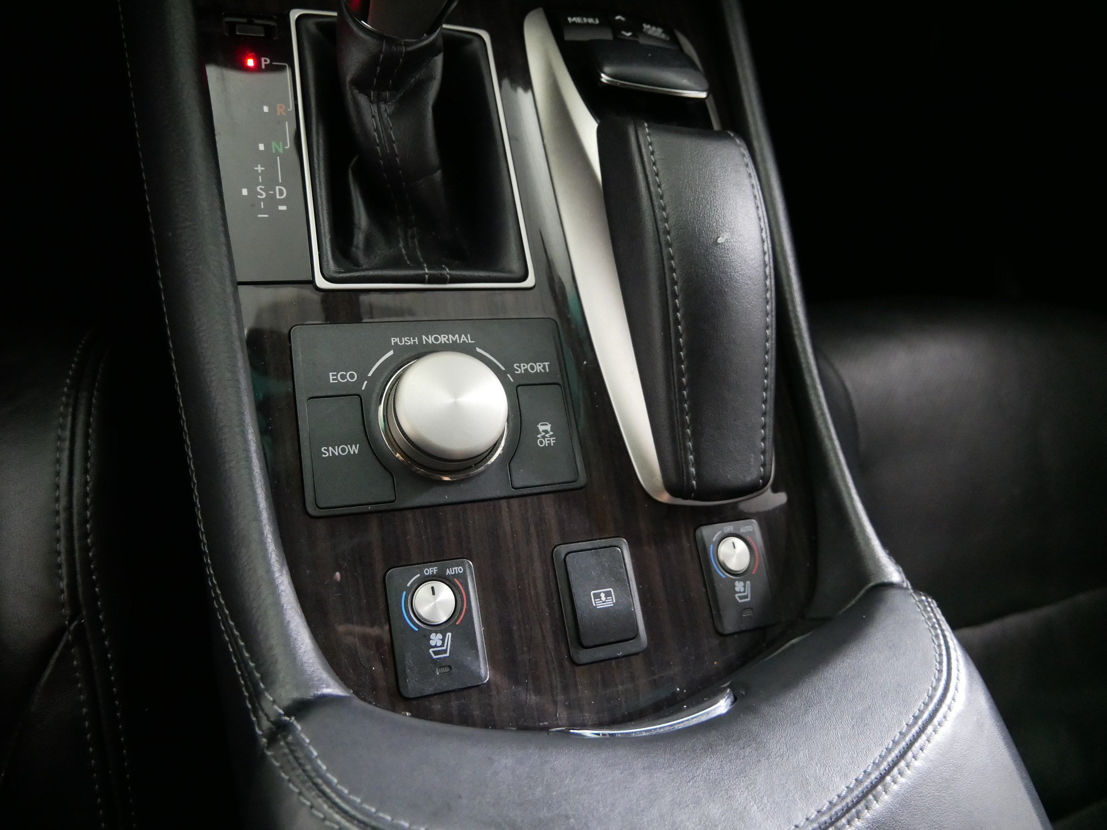Used 2013 Lexus LS 460 L AWD/4WD image 29