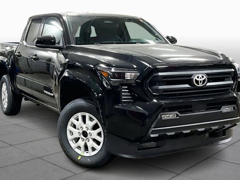 New 2026 Toyota Tacoma SR5 RWD image 2