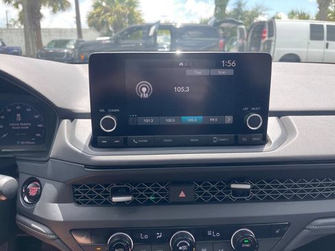 Used 2024 Honda Accord EX image 17