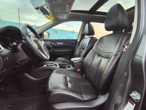 Used 2016 Nissan Rogue SL w/ SL Premium Package image 10