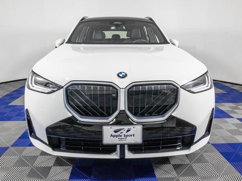 Used 2025 BMW X3 xDrive30i image 2