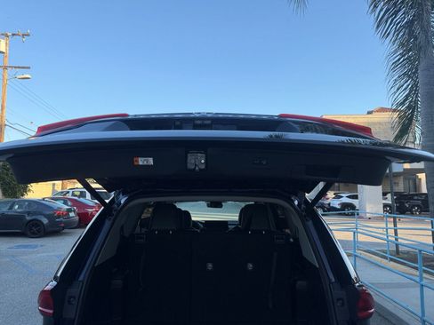 Used 2025 Toyota Grand Highlander XLE image 21