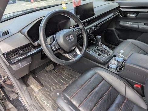 Used 2024 Honda CR-V Sport Touring image 2
