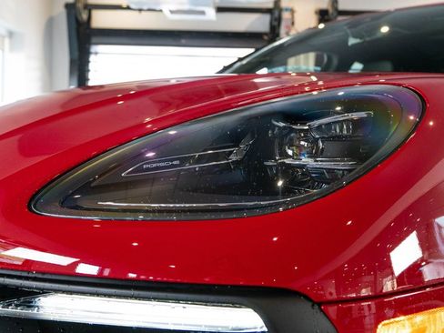 New 2026 Porsche Macan S AWD/4WD image 14