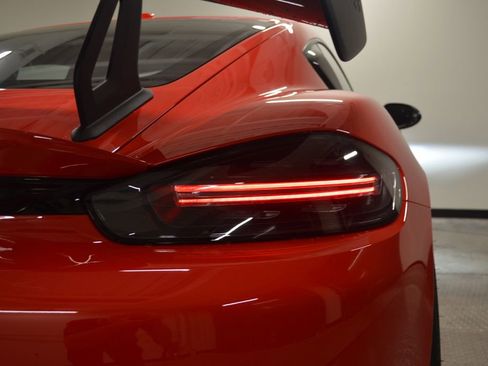Certified 2024 Porsche 718 Cayman GT4 RS RWD image 12