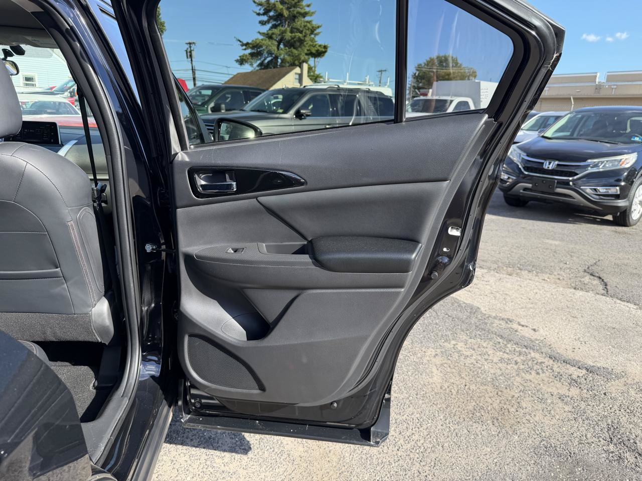 Used 2019 Mitsubishi Eclipse Cross SEL AWD/4WD image 19