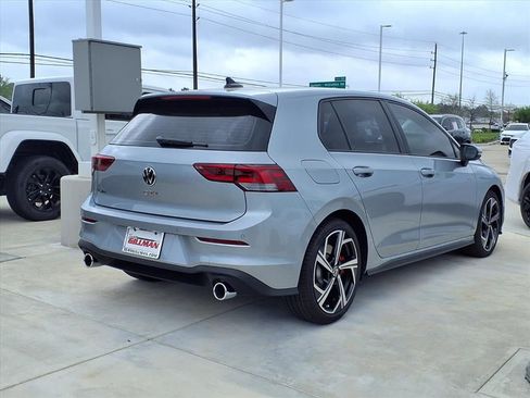 New 2026 Volkswagen GTI SE FWD image 5