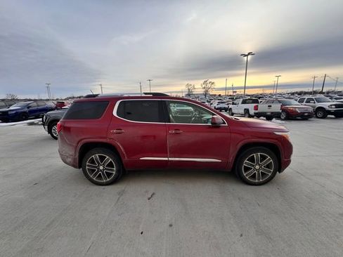 Used 2019 GMC Acadia Denali w/ Technology Package image 2