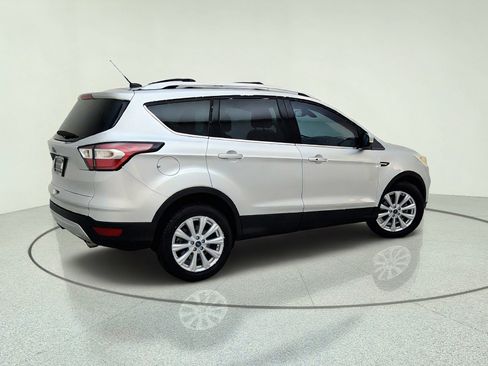 Used 2017 Ford Escape Titanium FWD image 8