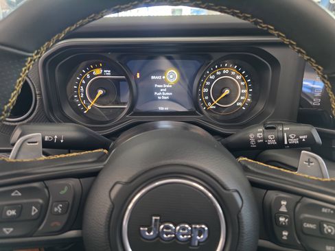 New 2025 Jeep Wrangler Unlimited Rubicon 392 image 11