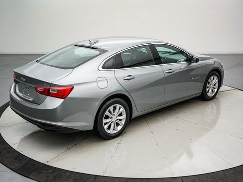 Used 2024 Chevrolet Malibu LT image 4