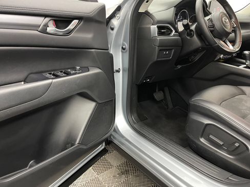 Used 2020 MAZDA CX-5 Touring FWD image 14
