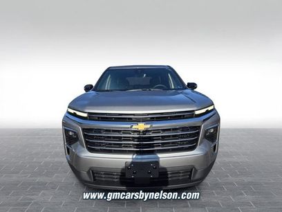 New 2027 Chevrolet Traverse LT w/ Driver Confidence Package