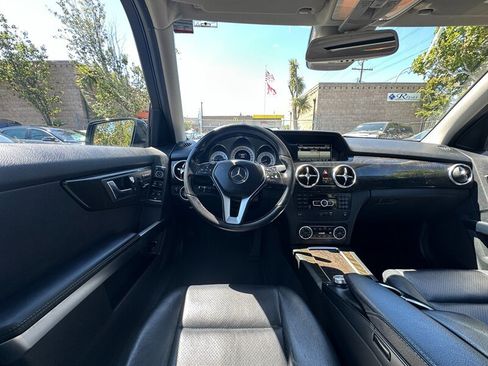 Used 2015 Mercedes-Benz GLK 350 2WD image 16