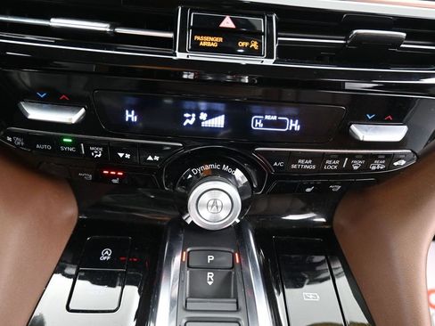 Used 2022 Acura MDX SH-AWD w/ Technology Package image 26