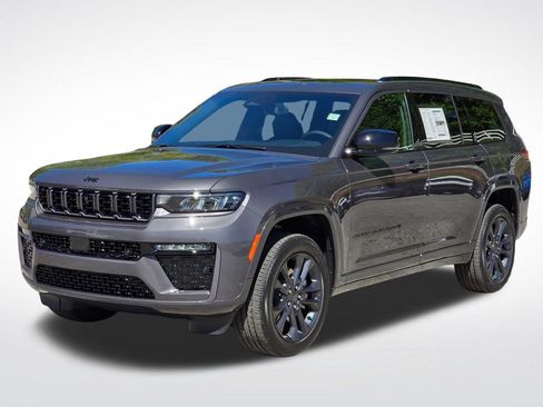 New 2026 Jeep Grand Cherokee L Limited AWD/4WD image 2