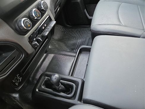 Used 2023 RAM 2500 Tradesman w/ Chrome Appearance Group AWD/4WD image 25