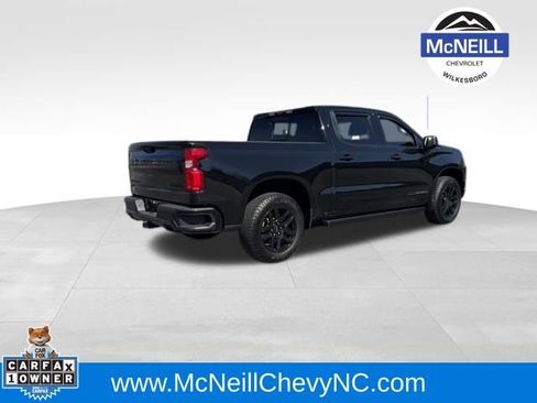 Used 2024 Chevrolet Silverado 1500 High Country w/ Midnight Edition image 7