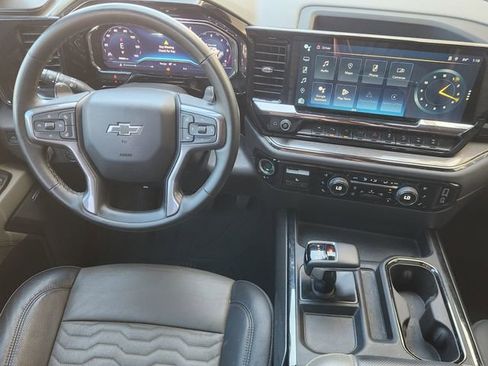 Used 2024 Chevrolet Silverado 1500 ZR2 w/ Technology Package image 28