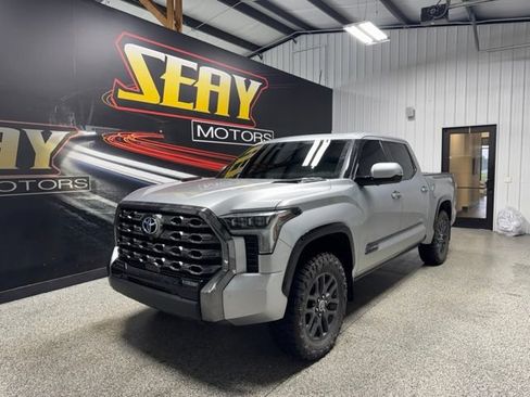 Used 2023 Toyota Tundra Platinum AWD/4WD image 1